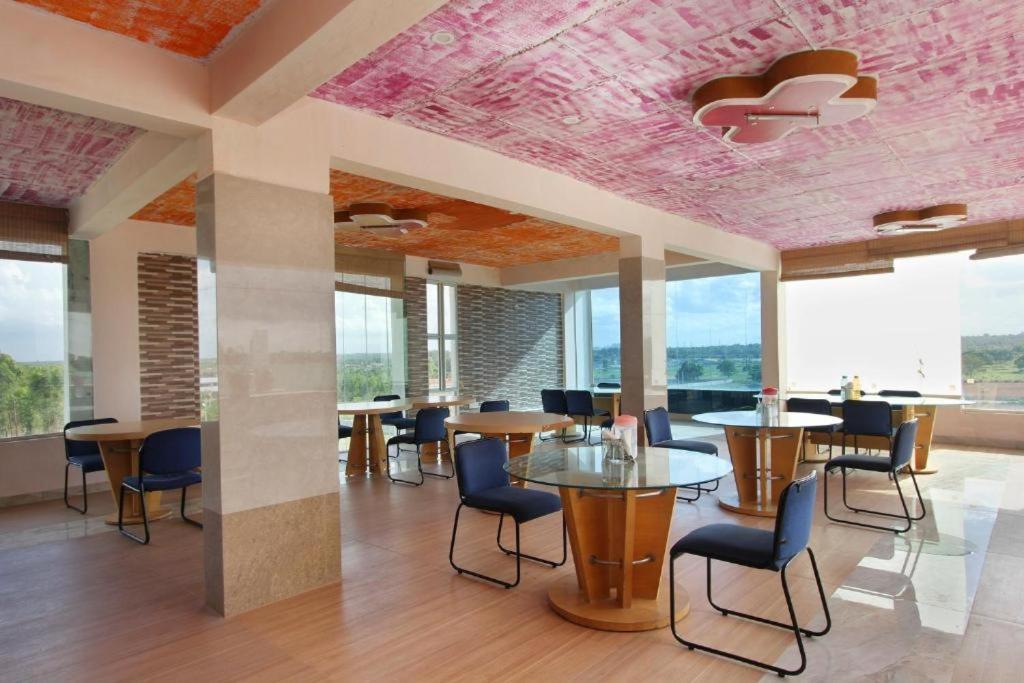 Hotel Airport Residency Bangalore Devanahalli ภายนอก รูปภาพ